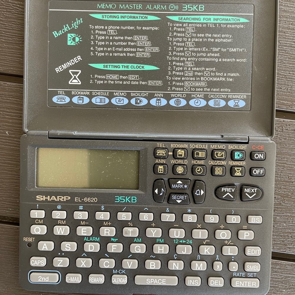 Sharp digital memo